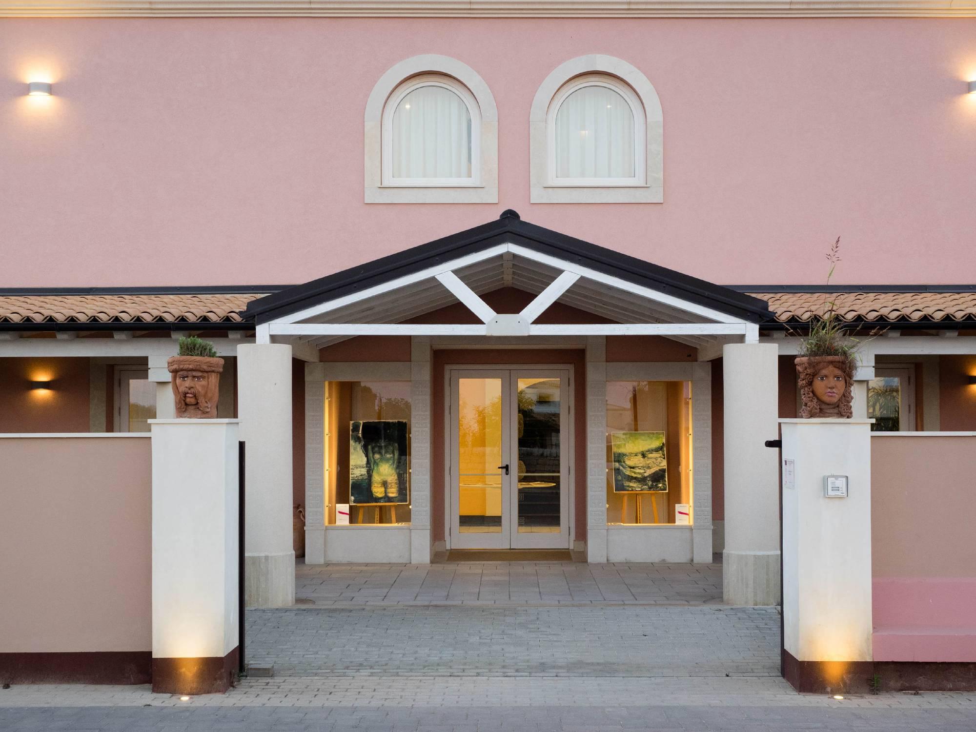 Hotel Danieli بوزالو المظهر الخارجي الصورة