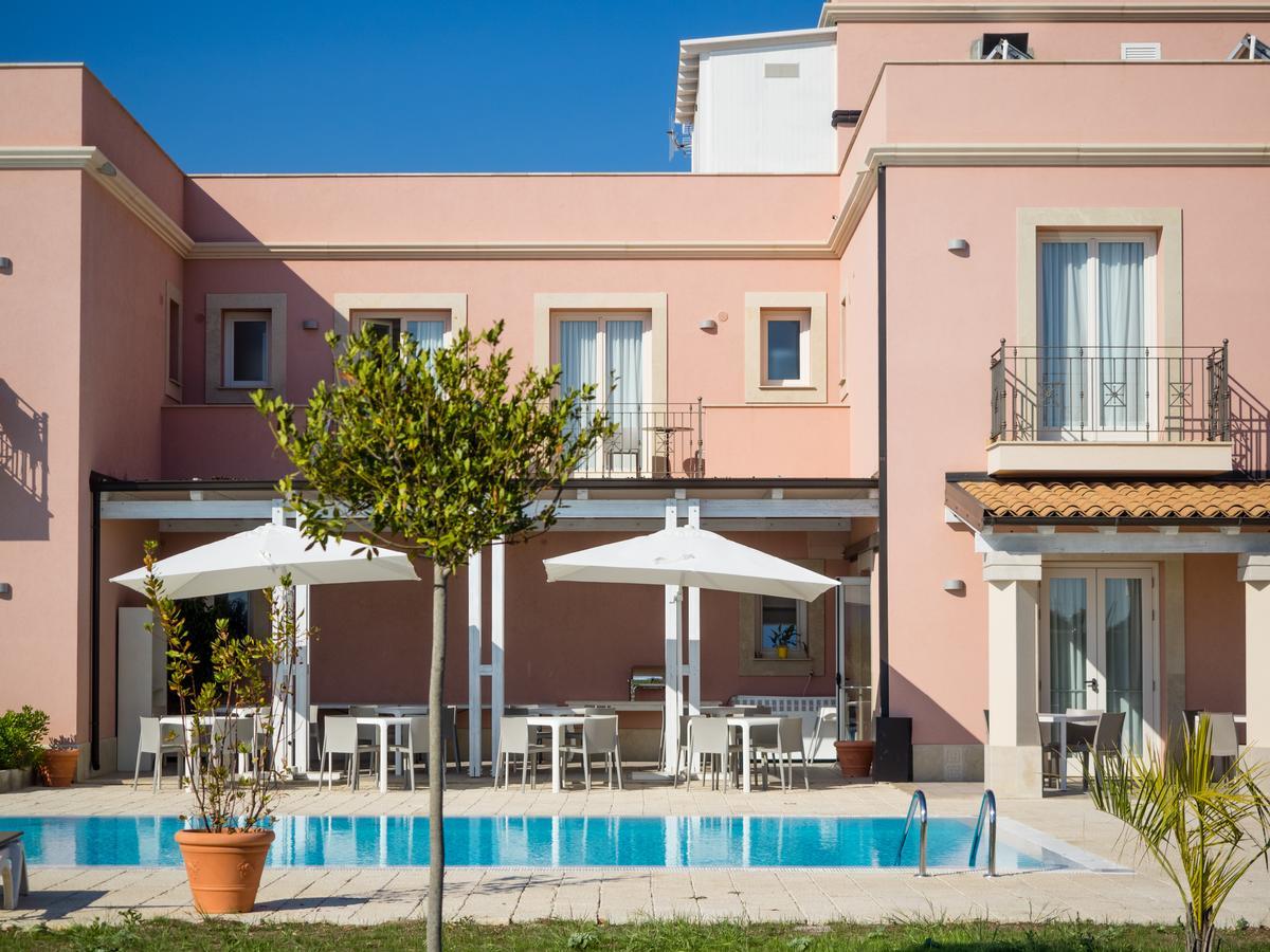 Hotel Danieli بوزالو المظهر الخارجي الصورة